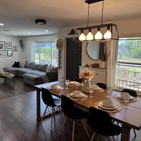 Family Fun 3-Bedroom House With Gym, Games, Toys, Outdoor Hangout And Coffee